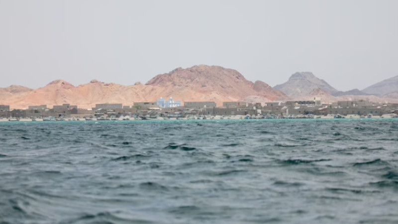 4 Million-Barrel Supertankers Head Toward Bab el Mandeb