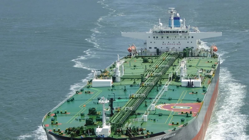 Shipowners Turn to Energy in Vessel Investments